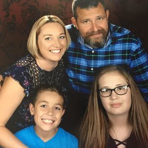 Meet your Posher, Christy